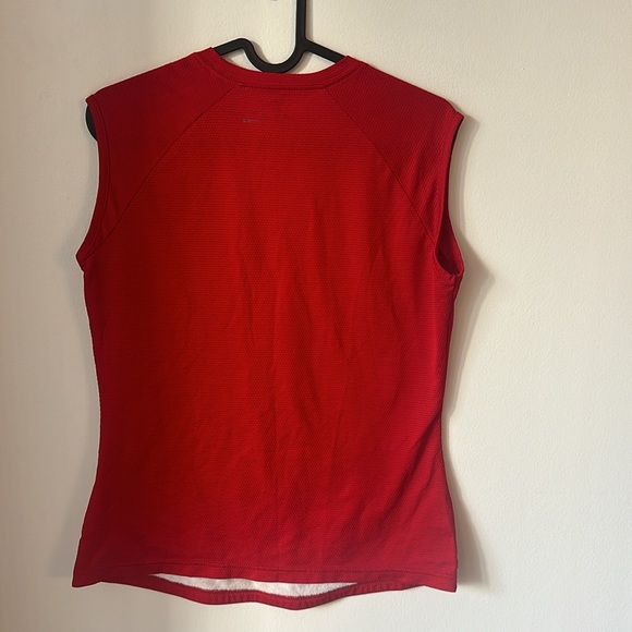 GAIA athletic shirt - Picture 2 of 3